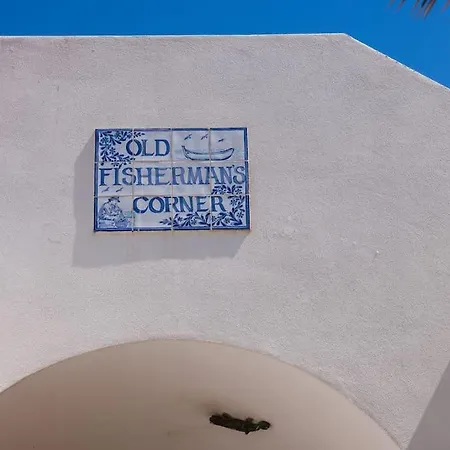 Old Fisherman's Corner 18 - Centro Old Town Apartment *